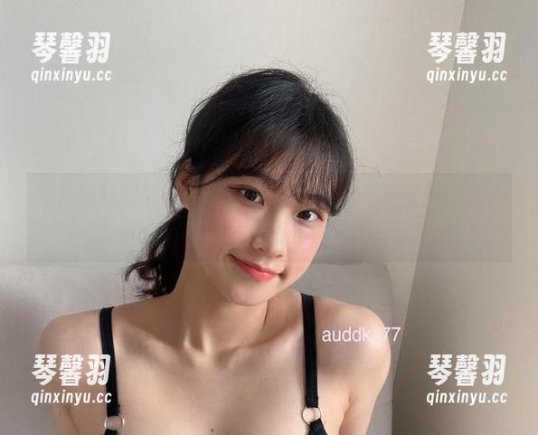 Myung Ah 穿高跟鞋的Myung Ah其实也在追逐平衡?全集和原图有点不同